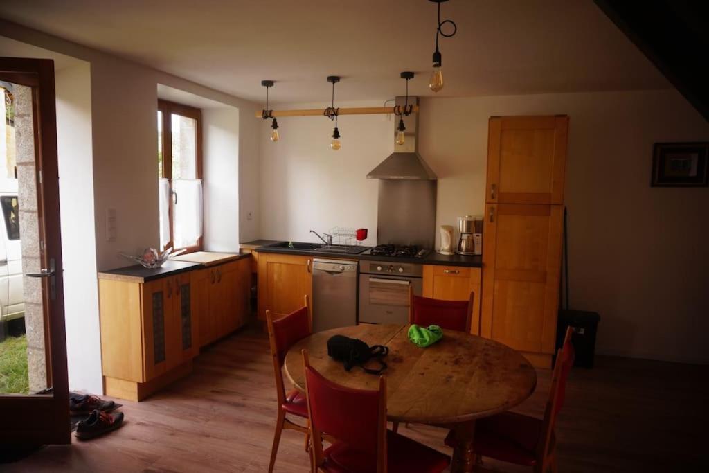 Belle Maison De Campagne Henon Luaran gambar